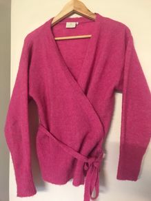 Ladies Cardigan immaculate