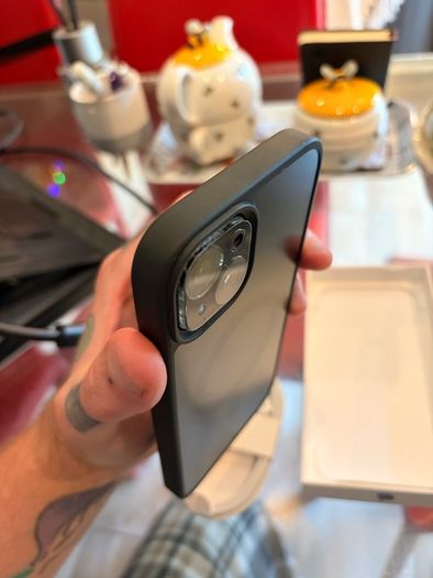 Iphone 15 Plus + Hardcase and lens cover