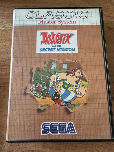 Sega Master System console and games Sonic