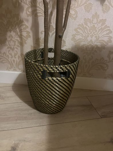 IKEA artificial plant with pot . Like a new