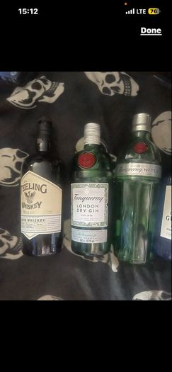 Decorative or collectible empty bottles vodka  whisky, gin, Irish whiskey Connemara whiskey Jameson powers ballantines Johnnie walkers TEELING disaronno Irishman Hennessy Drumshanbo Gunpowder Irish Gin vodka whiskey empty Bottle Jack Daniels Bombay sapphi