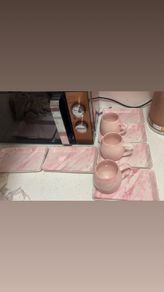 cups and saucepans