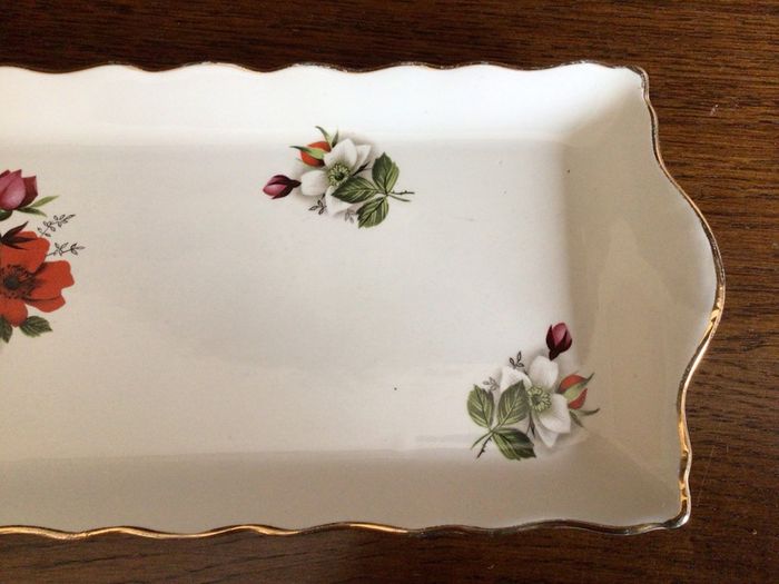 Vintage Old Foley 10 Inch ceramic trinket tray