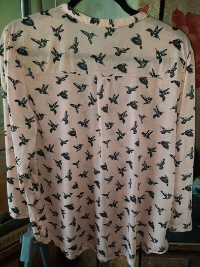 H&M Salmon Pink Hummingbird Blouse , UK 18 , Excellent Condition