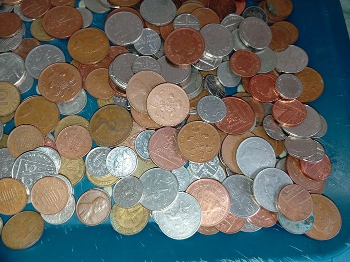 Large collection of overseas coins usa belgium germany canada uk etc good used order over 1.5kg
