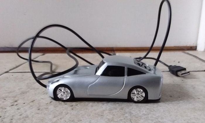 Sports Car Computer/Laptop Scrolling Mouse