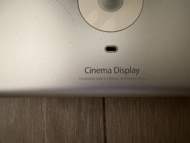 Apple Cinema Display 20" A1081 DVI Firewire USB 1680X1050 16:10 + Power Supply