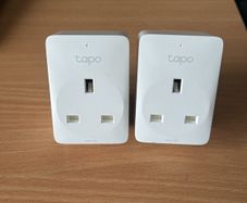 2 x Tapo TP Link plugs
