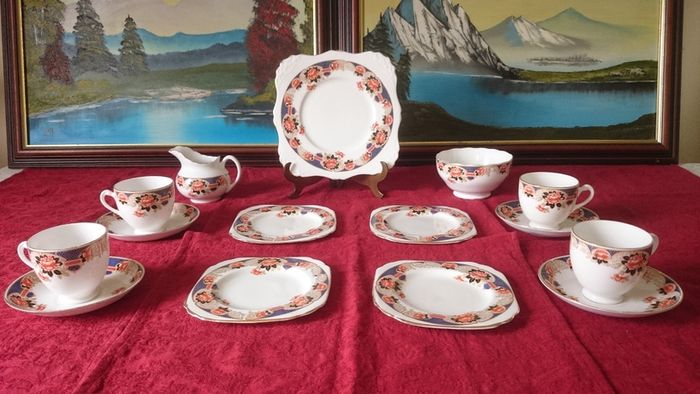 Vintage Plant Tuscan Imari 15 Piece Gold Gilt Tea Set For 4 Person Setting Made In England