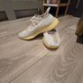 adidas yeezy shoes Image 4