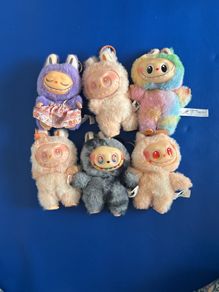6 Labubu PopMart Dolls