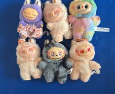 6 Labubu PopMart Dolls