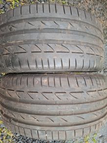 2x 255/40/18 Bridgestone run flat