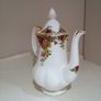 Bone China Royal Albert Old Country Roses 3 piece Coffee set Image 9