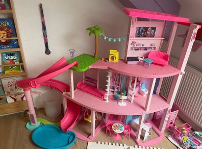 Barbie dream house