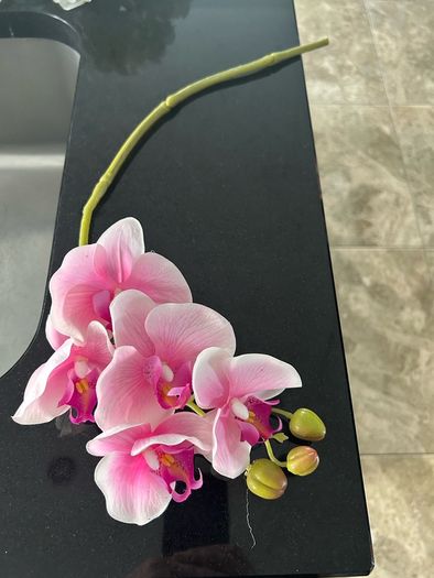 Artificial flowers selection