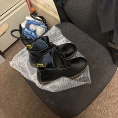 Dr. Martens alternative-brand new