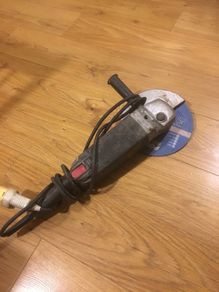 Angle grinder