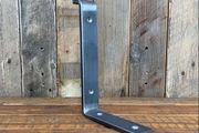 Bracket Down Silver
