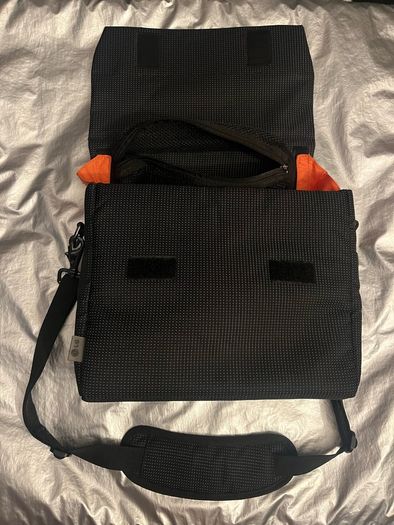 camera lens shoulder bag