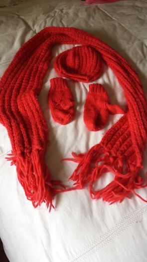 Matching Hat Scarf Mittens