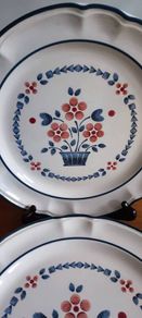 Cumberland Blambleberry dinner plates