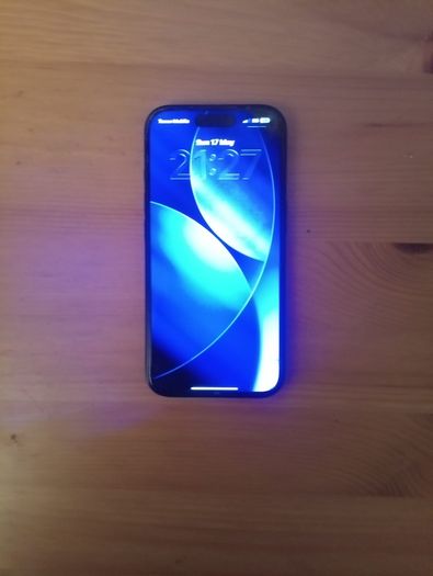 iPhone 16 - less then year old