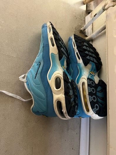 airmax plus size 10