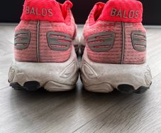 New Balance Balos