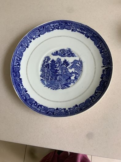 Old Willow pattern plate