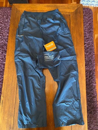 Rain gear bottoms navy Medium , jacket small medium ,