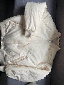 clothes cream bomber jacket