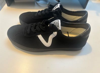 Brand new womans vans shoes
