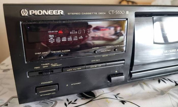 From 1994 Pioneer CT-S530 HIFI Stereo 3 Head Cassette Deck, working good.