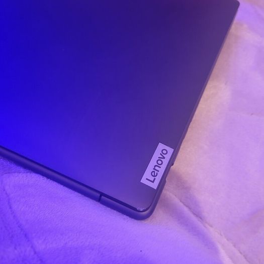 Lenovo Slim Pro X 14 AMD