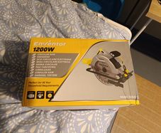 1200 w Circular Saw