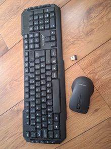 Q Connect wireless keyboard & mouse.