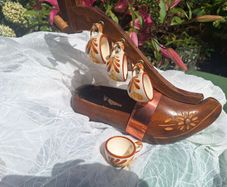 Vintage French or Dutch clog wine bottle holder