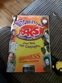 mitchelstown rocks music festival 2003,A4 size programme loads of pages sponsors etc,,different music artists ,star act danni minogue ,the proclaimers,dolores keane,eleaner mcevoy etc,great music fan memorabilia souvenir,price includes postage.
