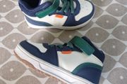 Boys High Top Trainers (size 5)