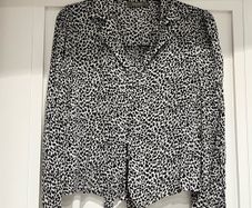 Oasis animal print cropped shirt (Size 10)