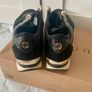 Womens trainers Image 2