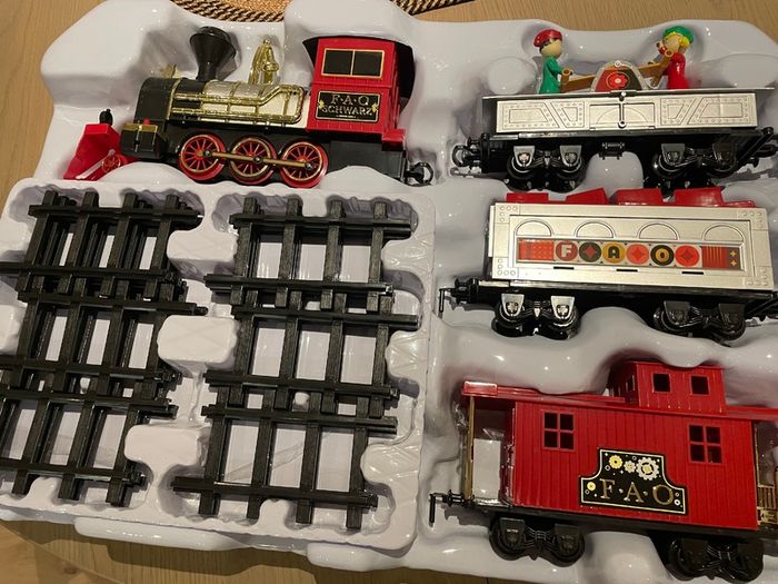 Fao Schwarz Train Set