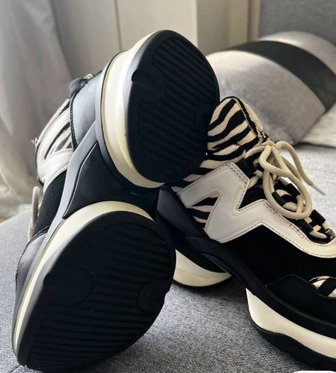 Michael Kors Olympia Trainers Brand New