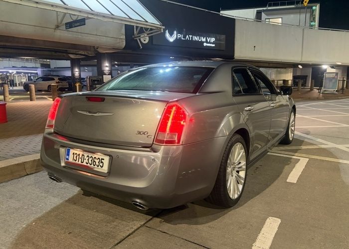 Chrysler 300c Car Hire for your special occasion