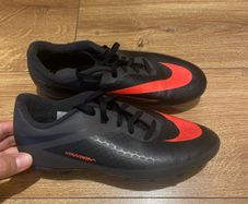 Football Nike Hypervenom Phade