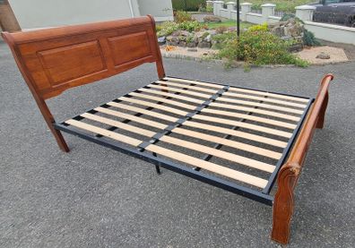 Double bed. No mattress.