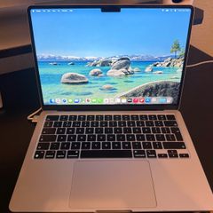 Macbook Air M2 - 256gb Ssd - 8gb Ram  - No Haptic Feedback