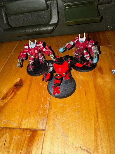 Warhammer 40K Tau Empire Army Bundle Riptide, Hammerheads, Suits & Ghostkeel (Unbuilt)