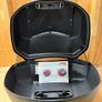 yamaha top box 39 l see reflector cracked Image 2